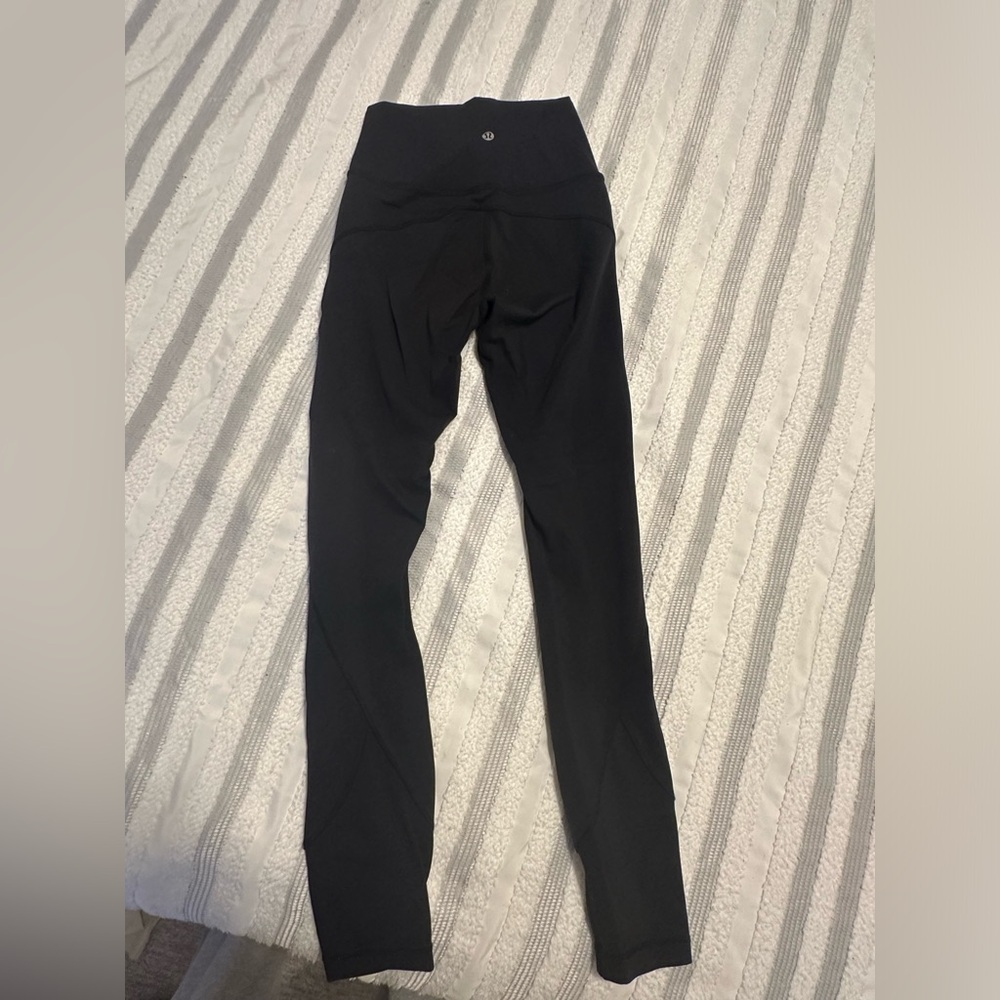 COPY - Lululemon black leggings